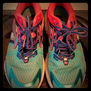 Brooks ravenna 6 size 9